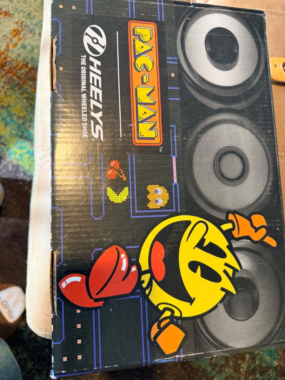 Pac-Man Heelys - Picture 2 of 8